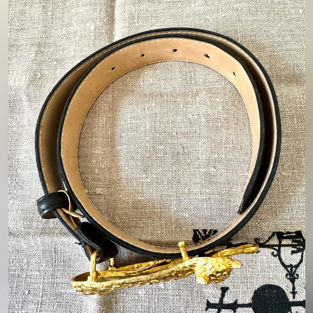 Gail Labelle leather leopard buckle belt - Picture 8 of 9